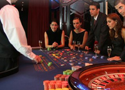 Giocatori all'interno del Casinò Giocatori all'interno del Casinò